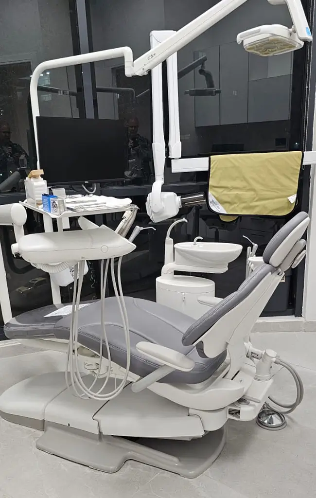 Denttal מרפאת שיניים בהנהלת דוקטור טל אליהו
